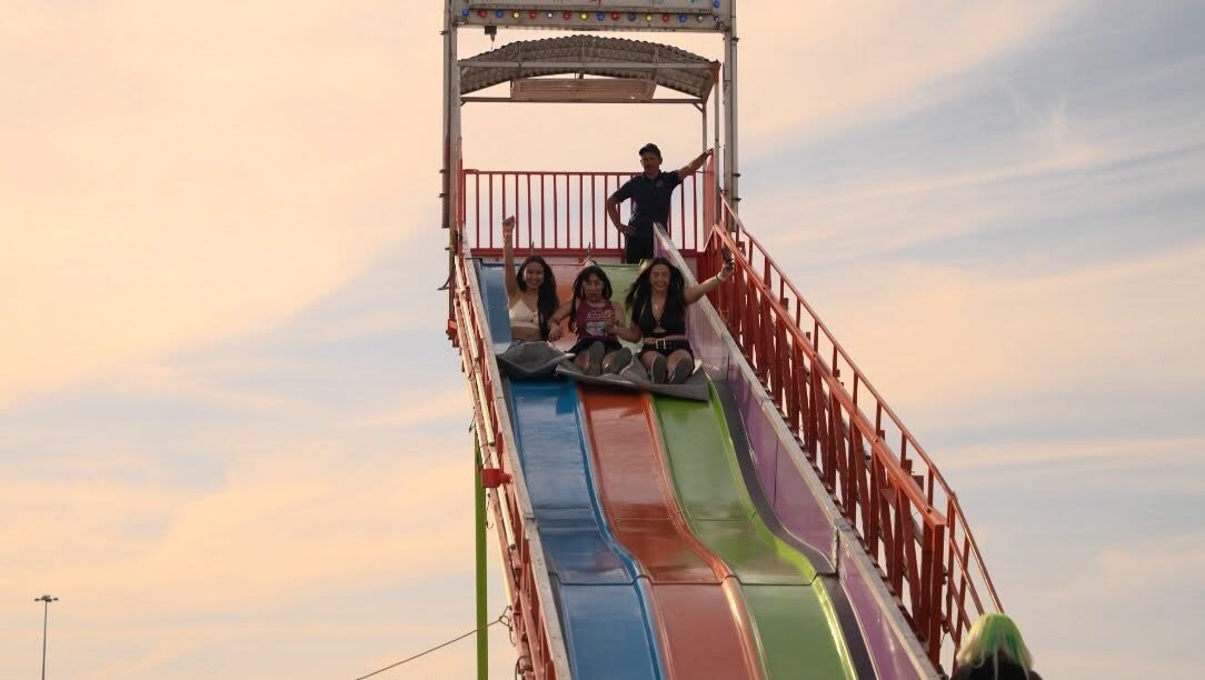 The fair's drop-tower ride against the Las Vegas sky